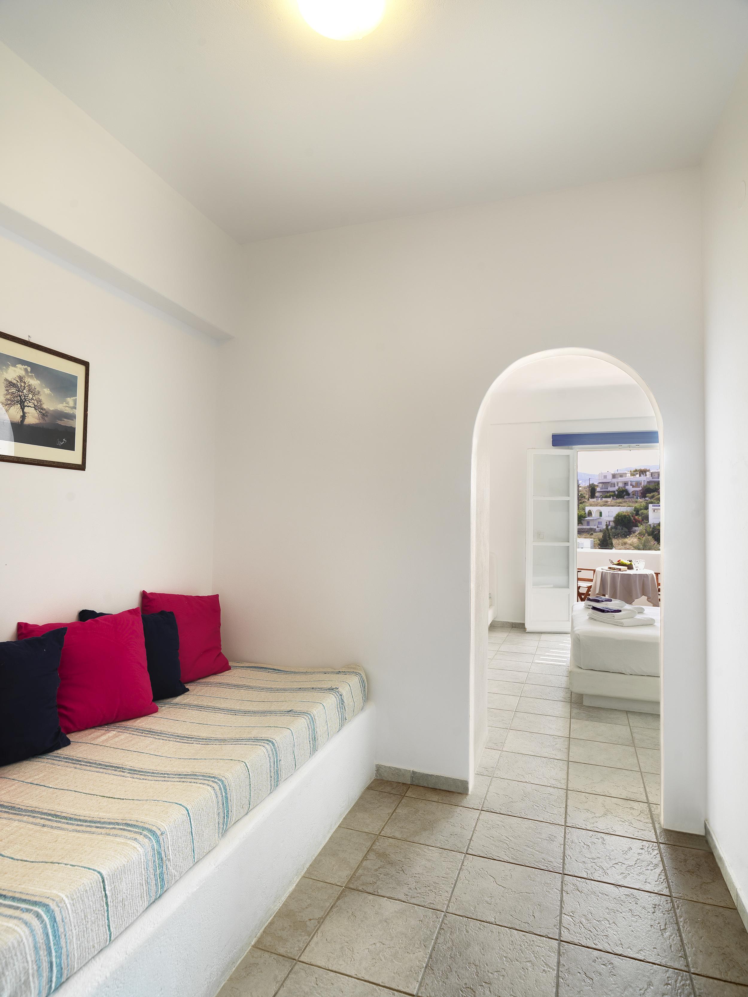 Aloni Hotel & Suites Piso Livadi Exteriör bild